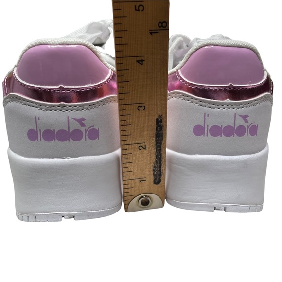 Diadora Sneaker Size 7.5 women. - Picture 7 of 15